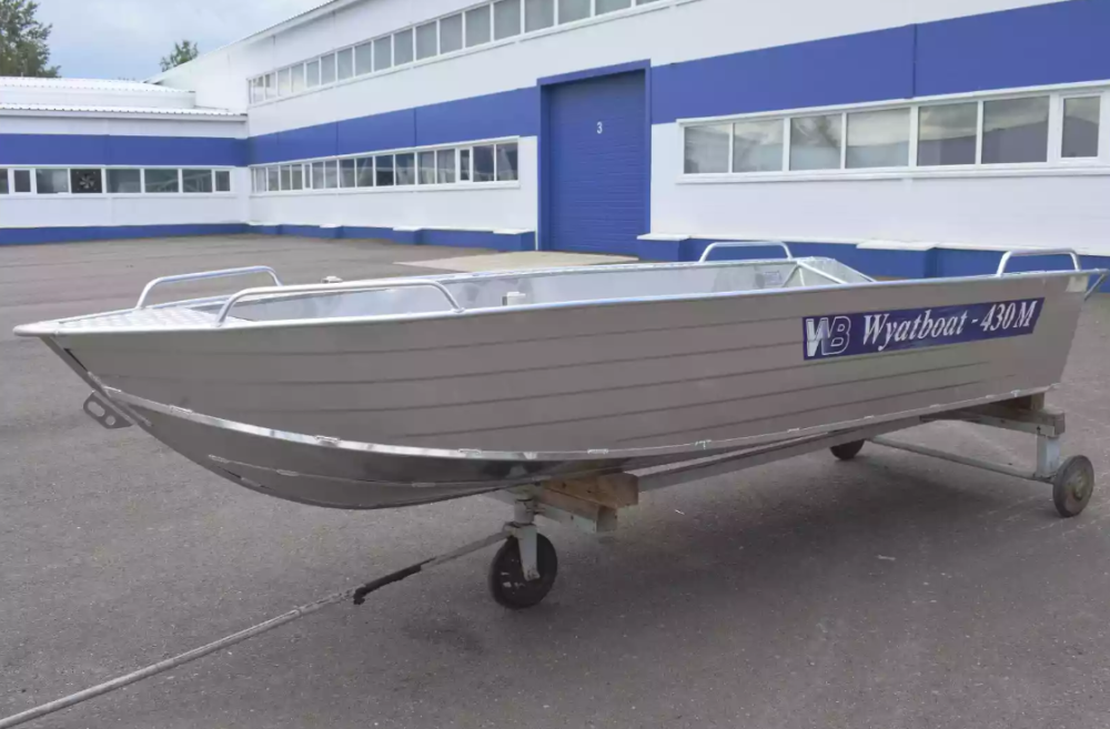 Алюминиевая лодка  Wyatboat-430М в Артёме