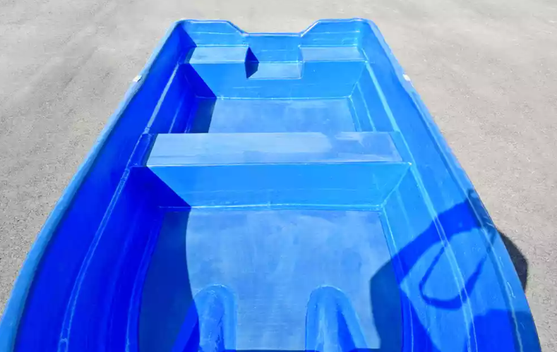 Стеклопластиковая лодка Neman-340 (тримаран) в Артёме