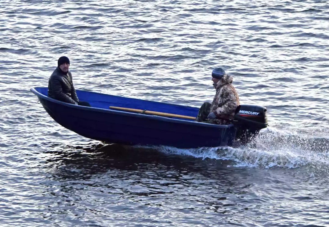 Стеклопластиковая лодка Neman-340 (тримаран) в Артёме