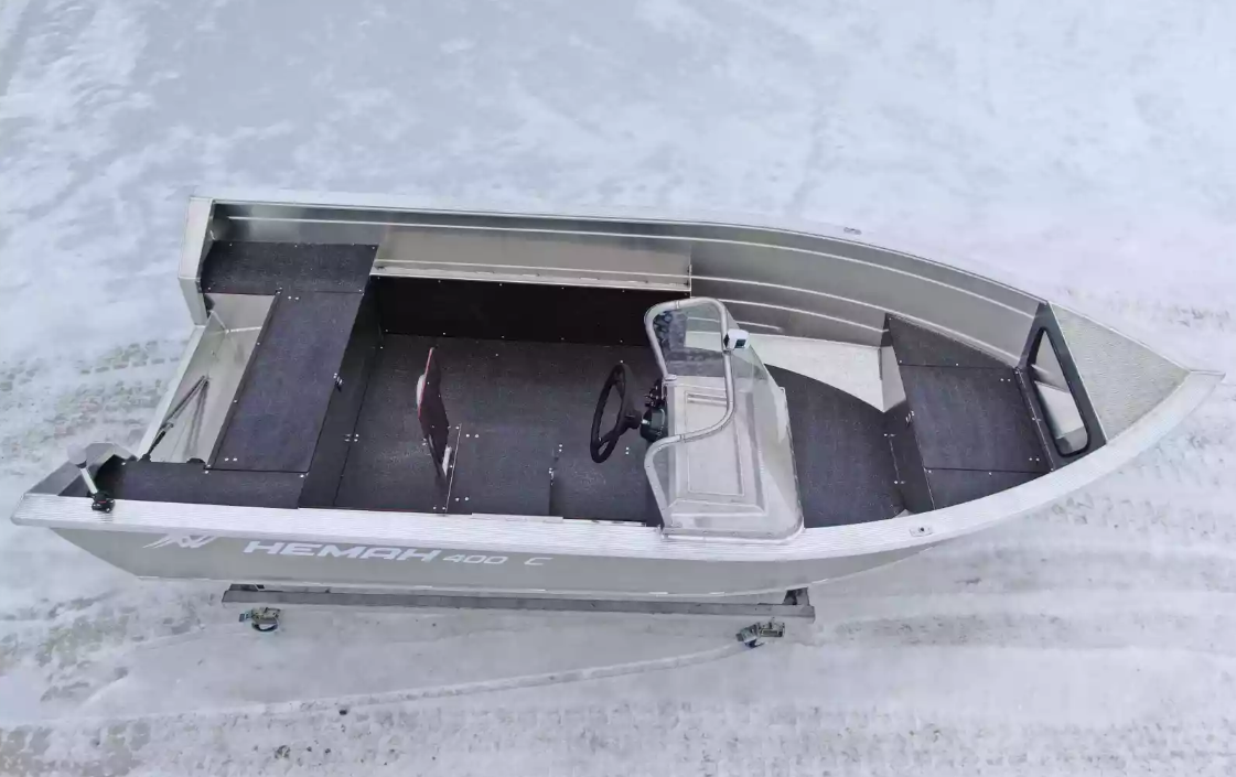 Алюминиевая лодка Неман-400 С в Артёме