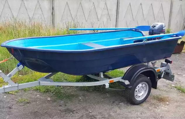 Стеклопластиковая лодка Neman-340 (тримаран) в Артёме