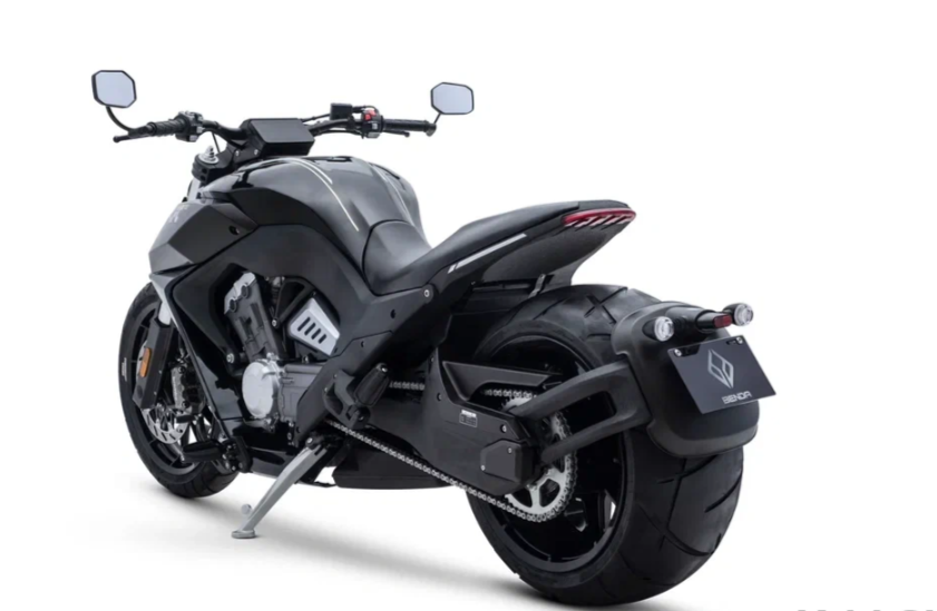 Мотоцикл Benda LFC 700 в Артёме