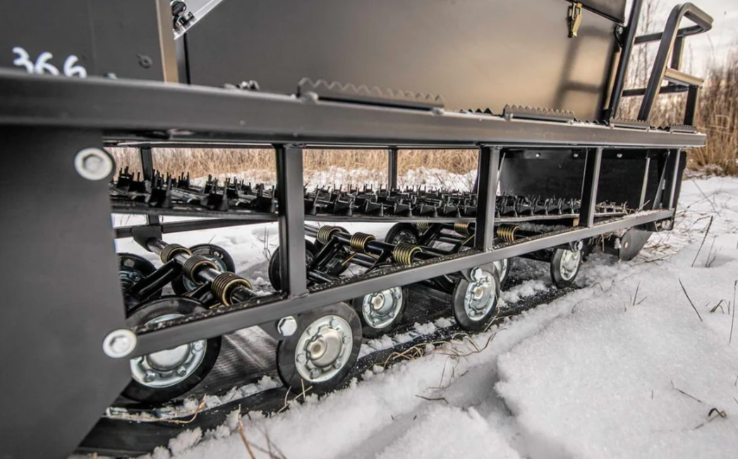 Снегоход АРКТИК 4Т в Артёме