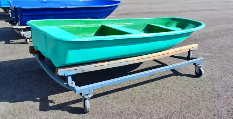 Стеклопластиковая лодка Старт (тримаран) в Артёме