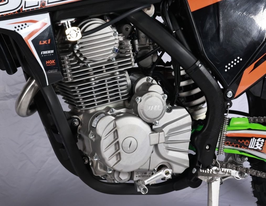 Мотоцикл JHLMOTO JHL LX1 CB250 (172FMM-3A) в Артёме