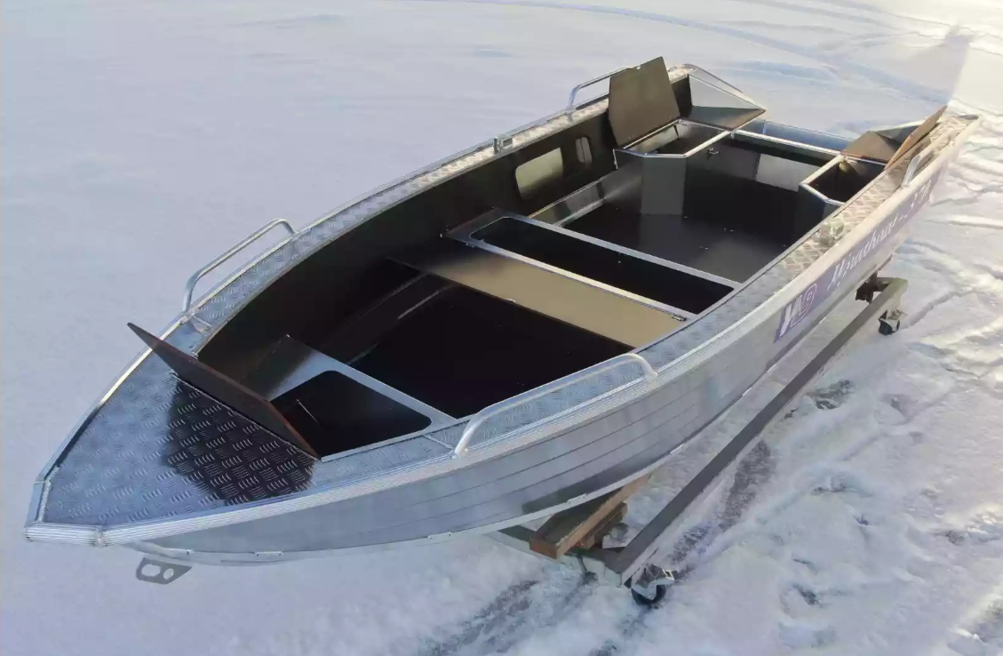 Алюминиевая лодка Wyatboat-370 в Артёме