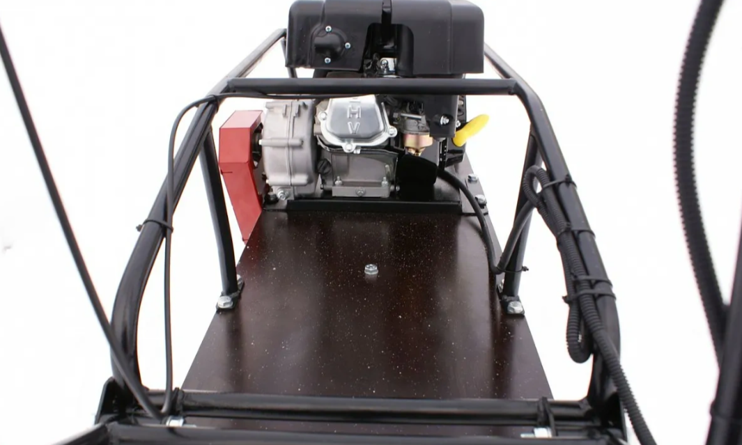 Мотобуксировщик БТС «МАЛЕК» 380/7 БЕЗ э/зап. Б/У в Артёме