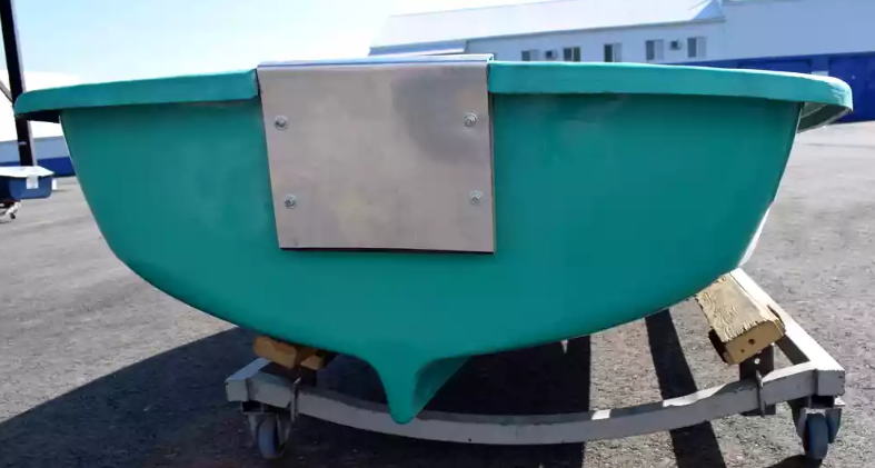 Стеклопластиковая Лодка Голавль в Артёме