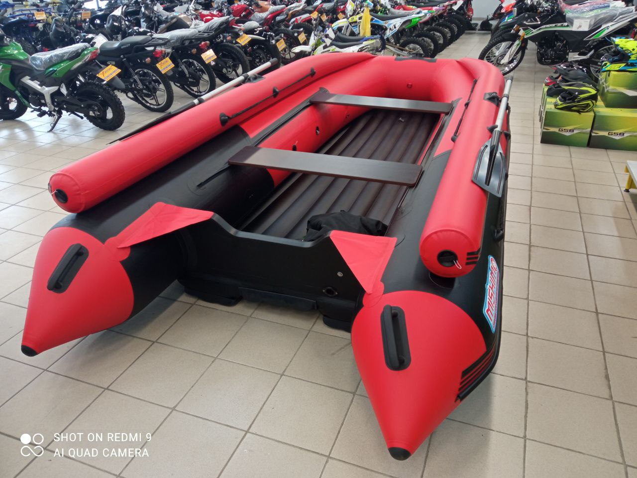 Лодка MISHIMO RIVER FJET PRO 410  под водомет в Артёме