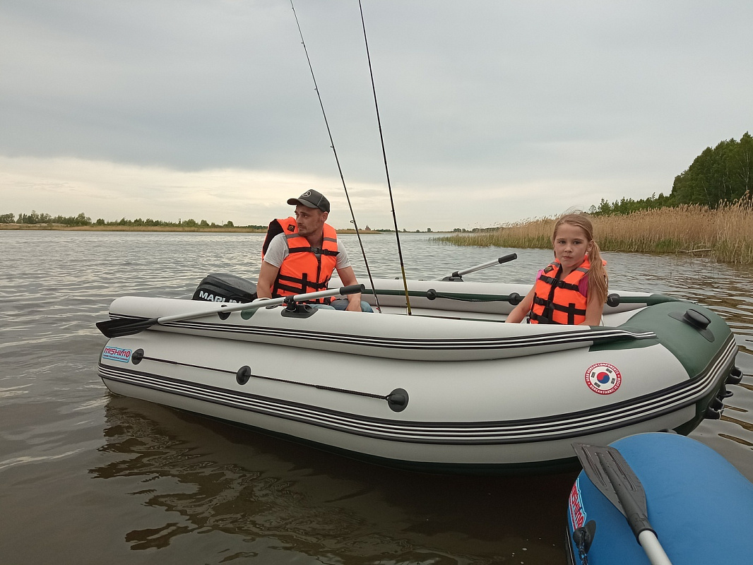 Лодка MISHIMO FAMILY LITE DF 430 в Артёме