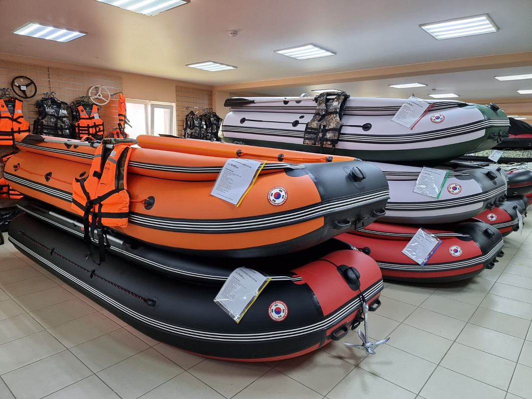 Лодка MISHIMO FAMILY LITE 430 в Артёме