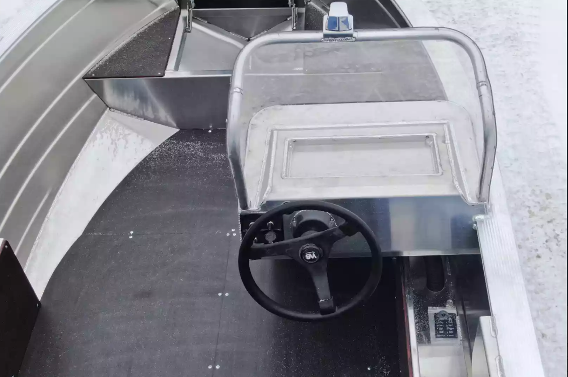 Алюминиевая лодка Неман-400 С в Артёме