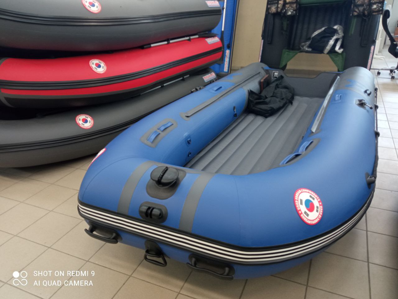 Лодка MISHIMO RIVER JET 410 под водомет в Артёме