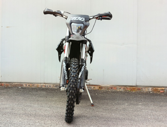 Мотоцикл JHLMOTO JHL Z3+ CB300 (175FMM) в Артёме