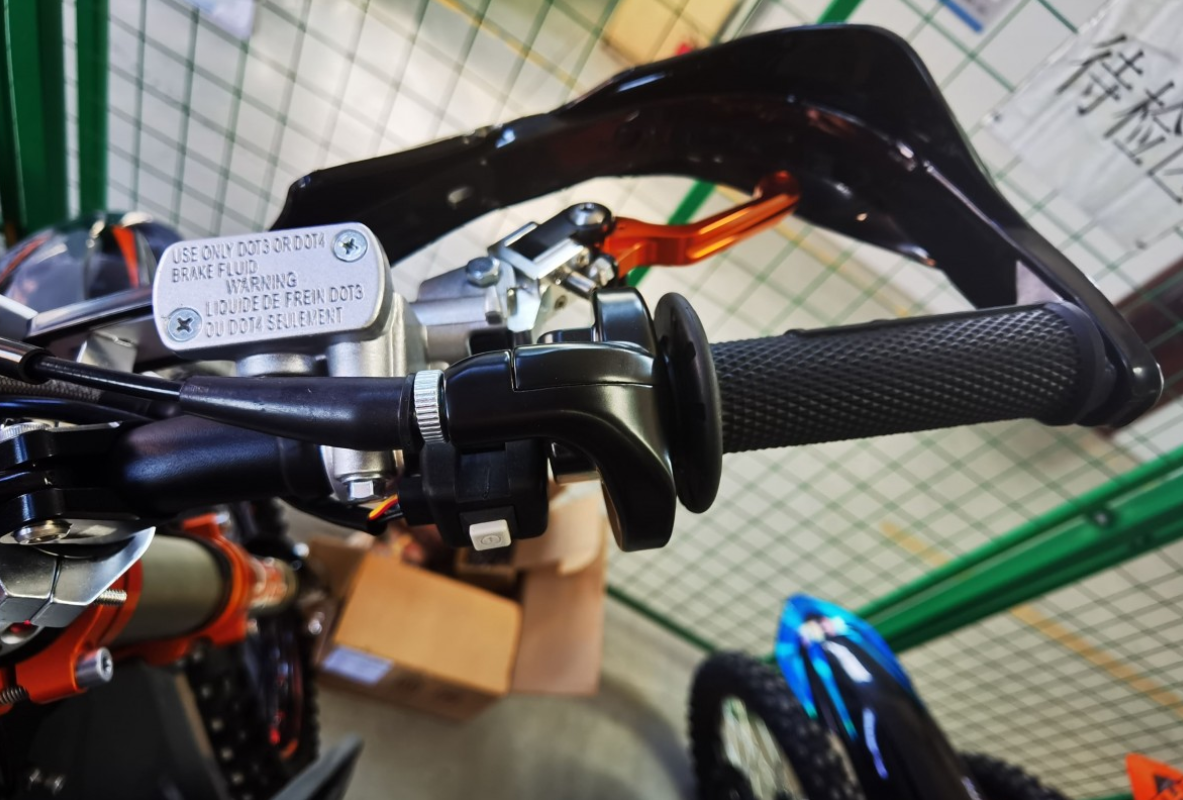 Мотоцикл JHLMOTO JHL Z4 PR250 (172FMM-5) в Артёме