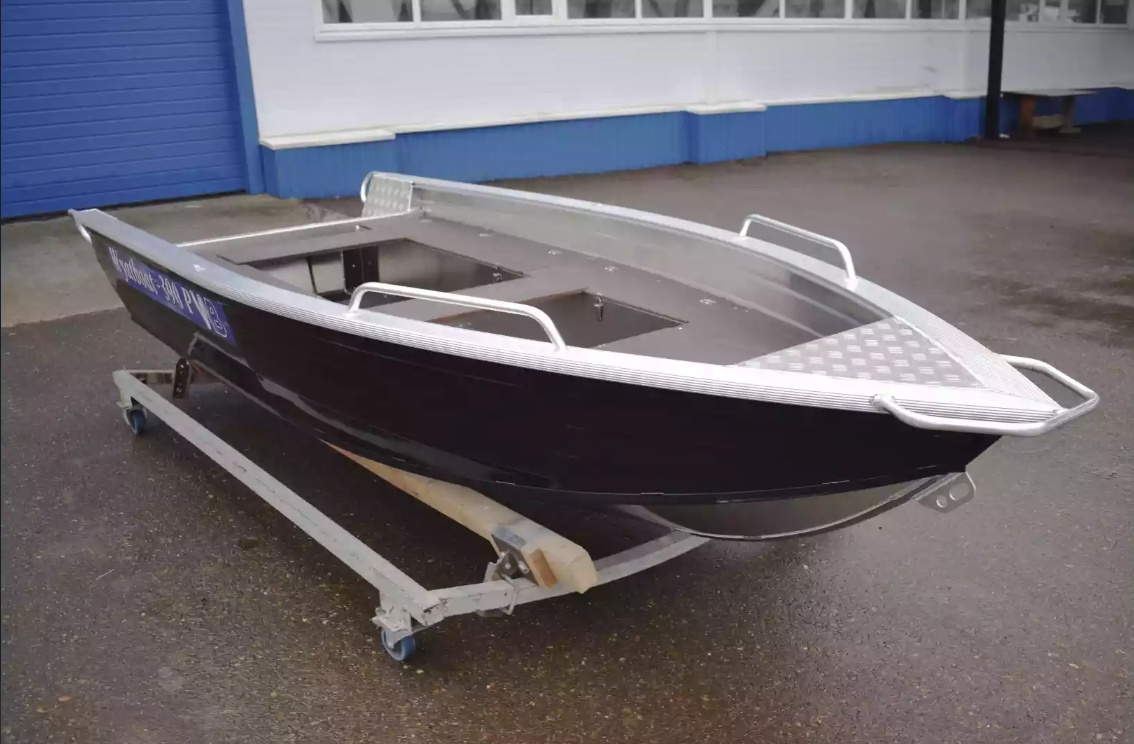 Алюминиевая лодка Wyatboat-390РМ в Артёме