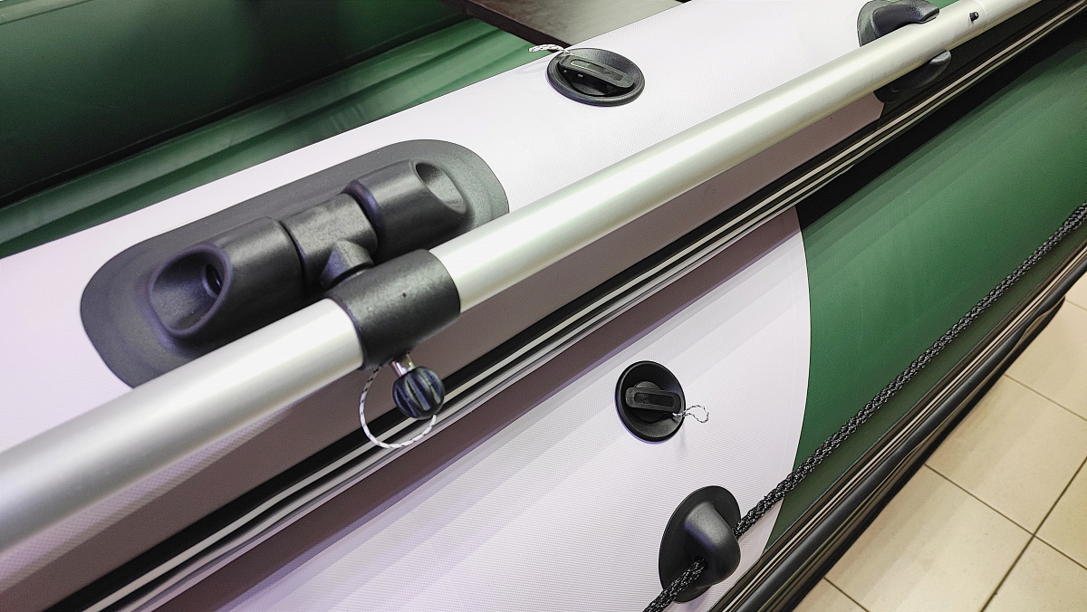 Лодка MISHIMO FAMILY PRO 390 в Артёме