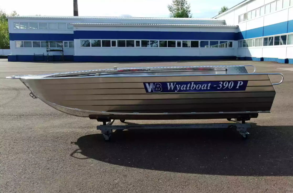 Алюминиевая лодка Wyatboat-390РМ увеличенный борт в Артёме