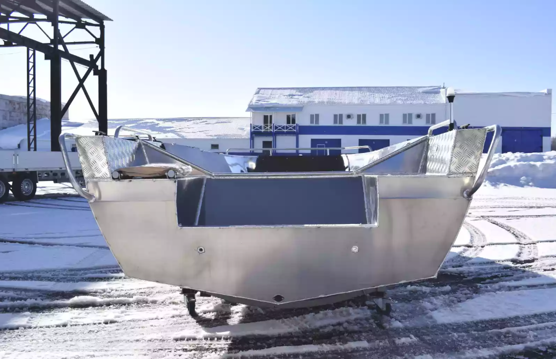 Алюминиевая лодка Неман-500 P в Артёме