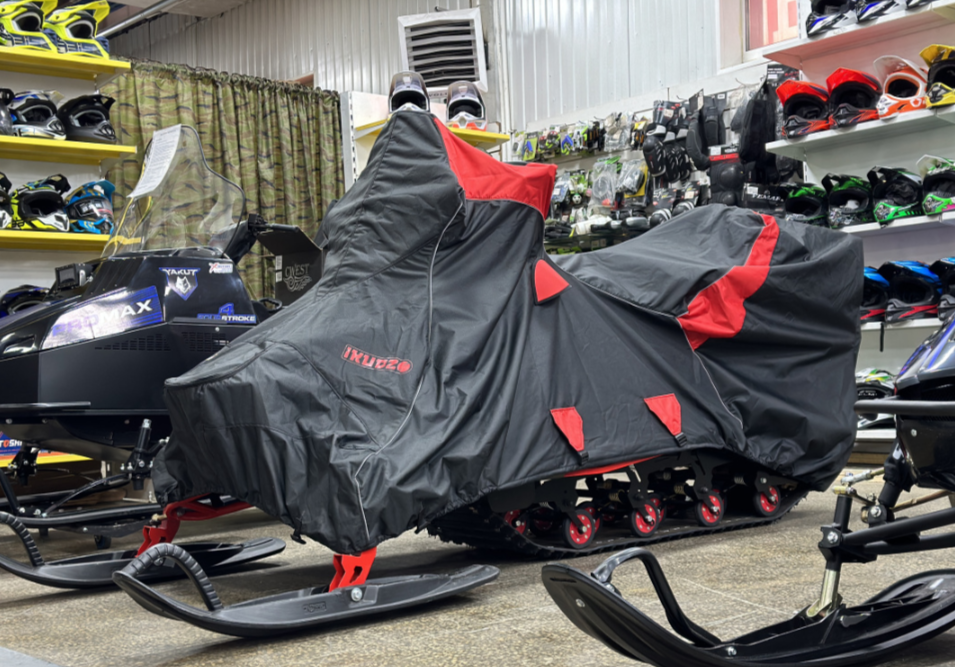 Чехол транспорт. снегохода IKUDZO HUNTER черно-красный Оксфорд ПРЕМИУМ качества с лого IKUDZO в Артёме