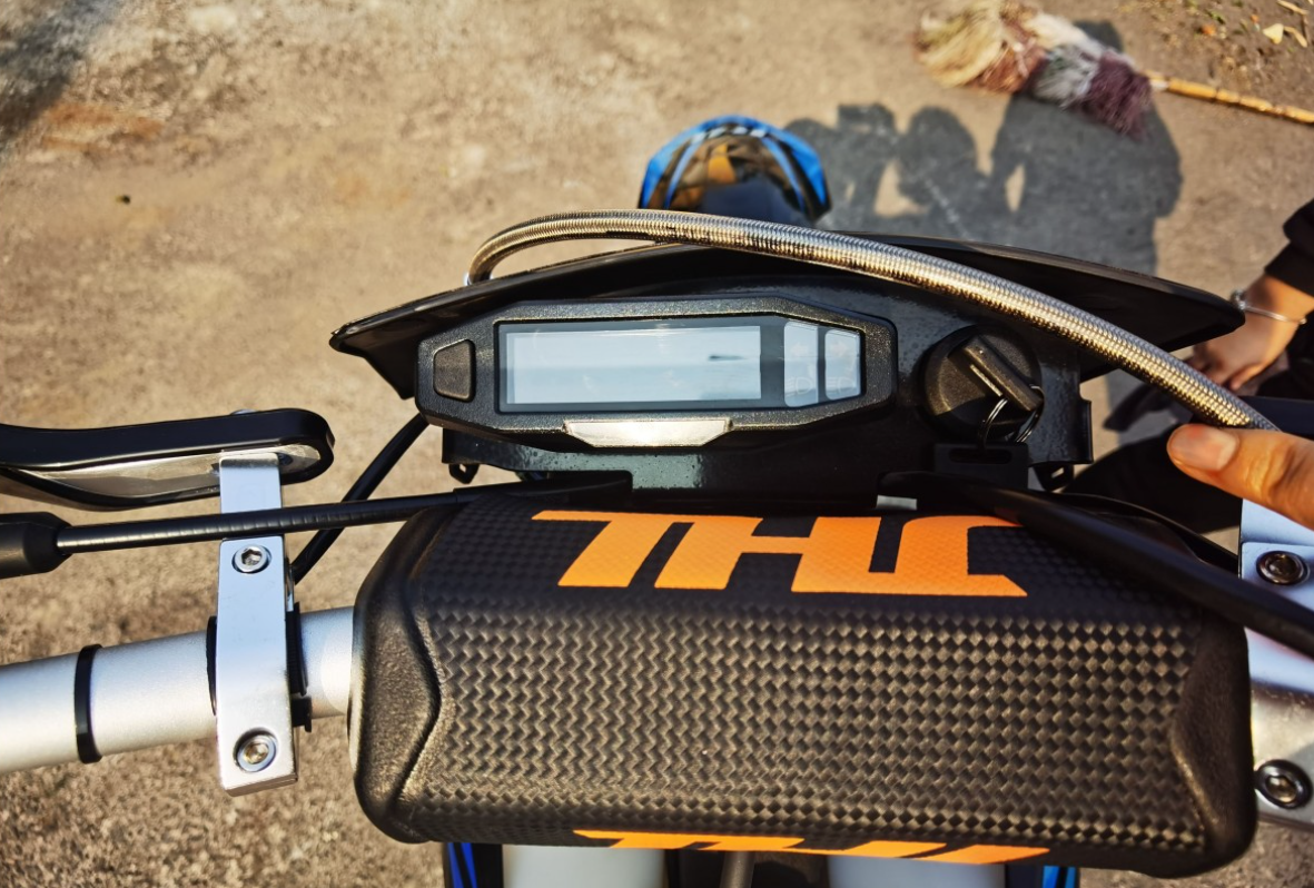 Мотоцикл JHLMOTO JHL Z3 CB250 (172FMM-3A) в Артёме