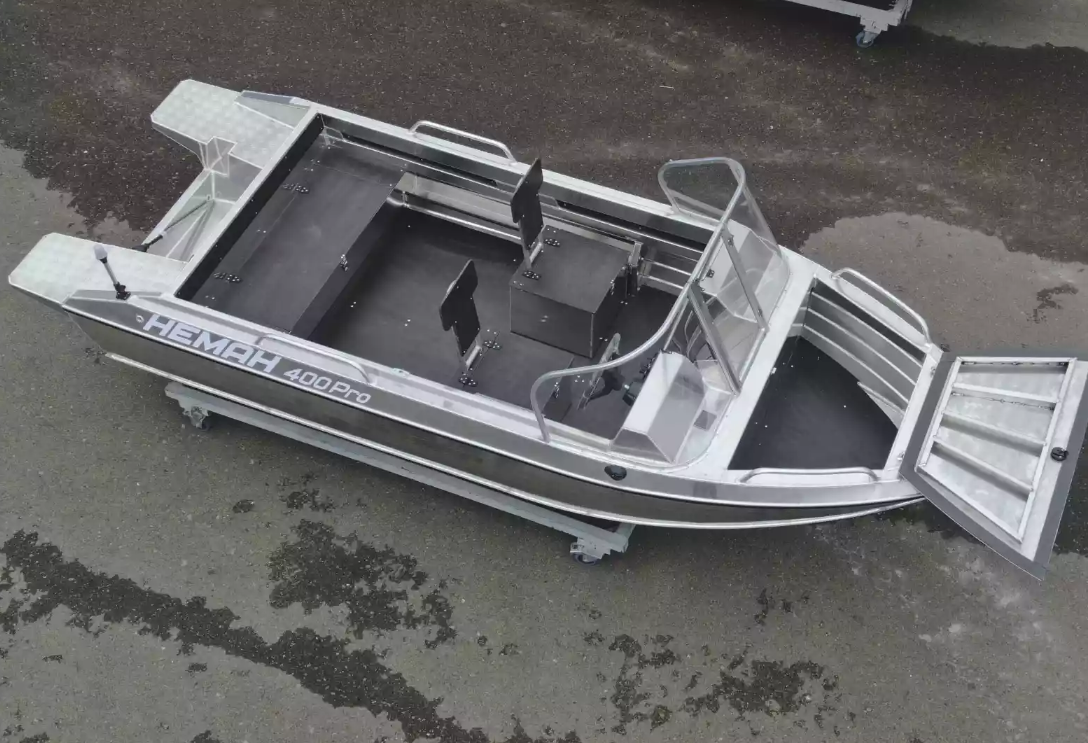 Алюминиевая лодка  Neman-400 PRO в Артёме