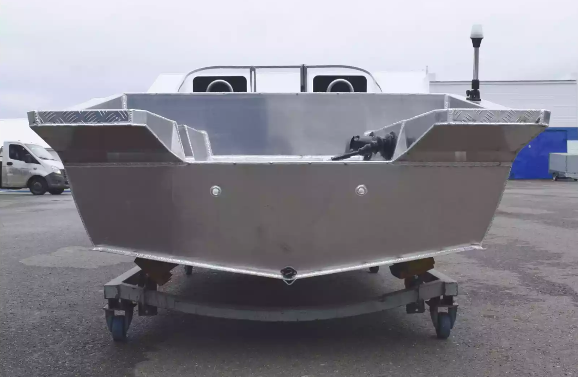 Алюминиевая лодка  Neman-400 PRO в Артёме