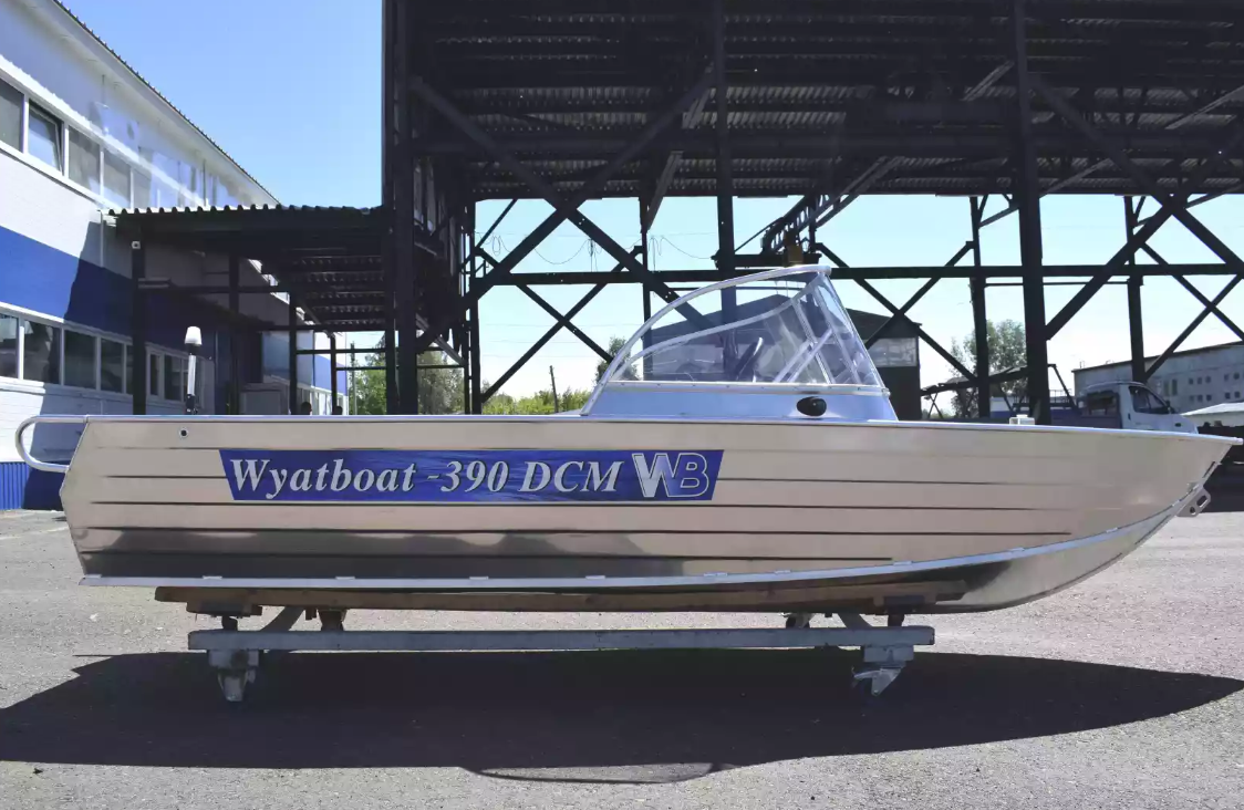 Алюминиевая лодка Wyatboat-390 DCM в Артёме
