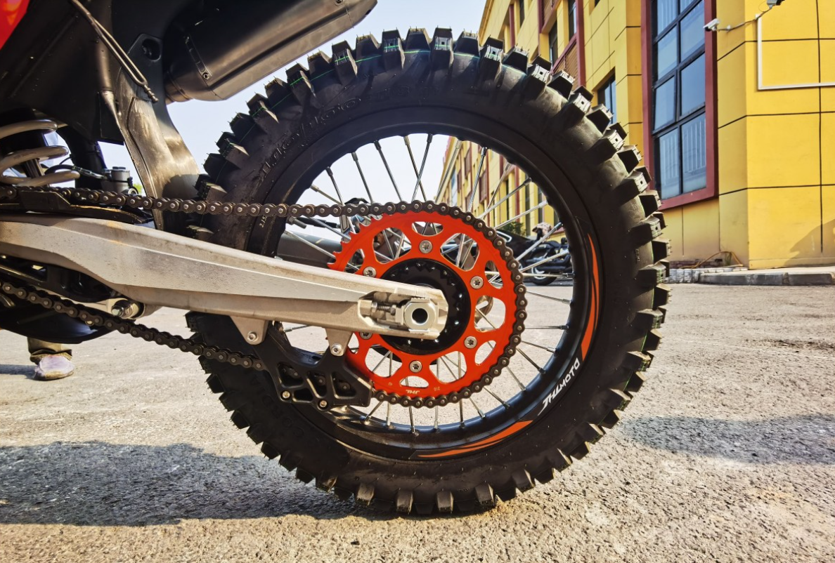 Мотоцикл JHLMOTO JHL Z3 CB250 (172FMM-3A) в Артёме