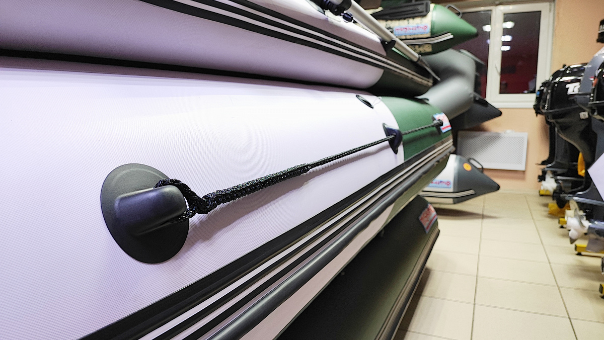 Лодка MISHIMO FAMILY PRO 390 в Артёме