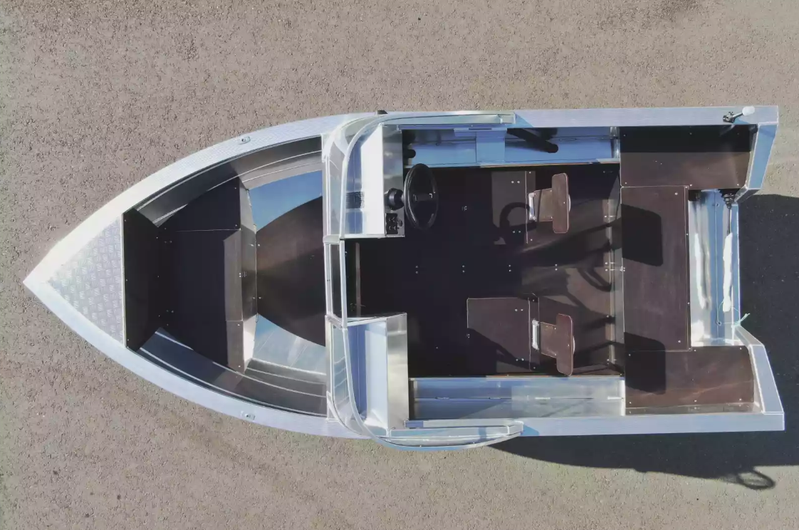 Алюминиевая лодка  Неман-400 DCM в Артёме