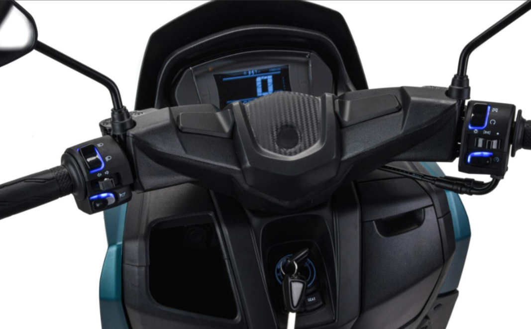 Скутер MOTOLAND (МОТОЛЕНД) VULKAN 150 в Артёме