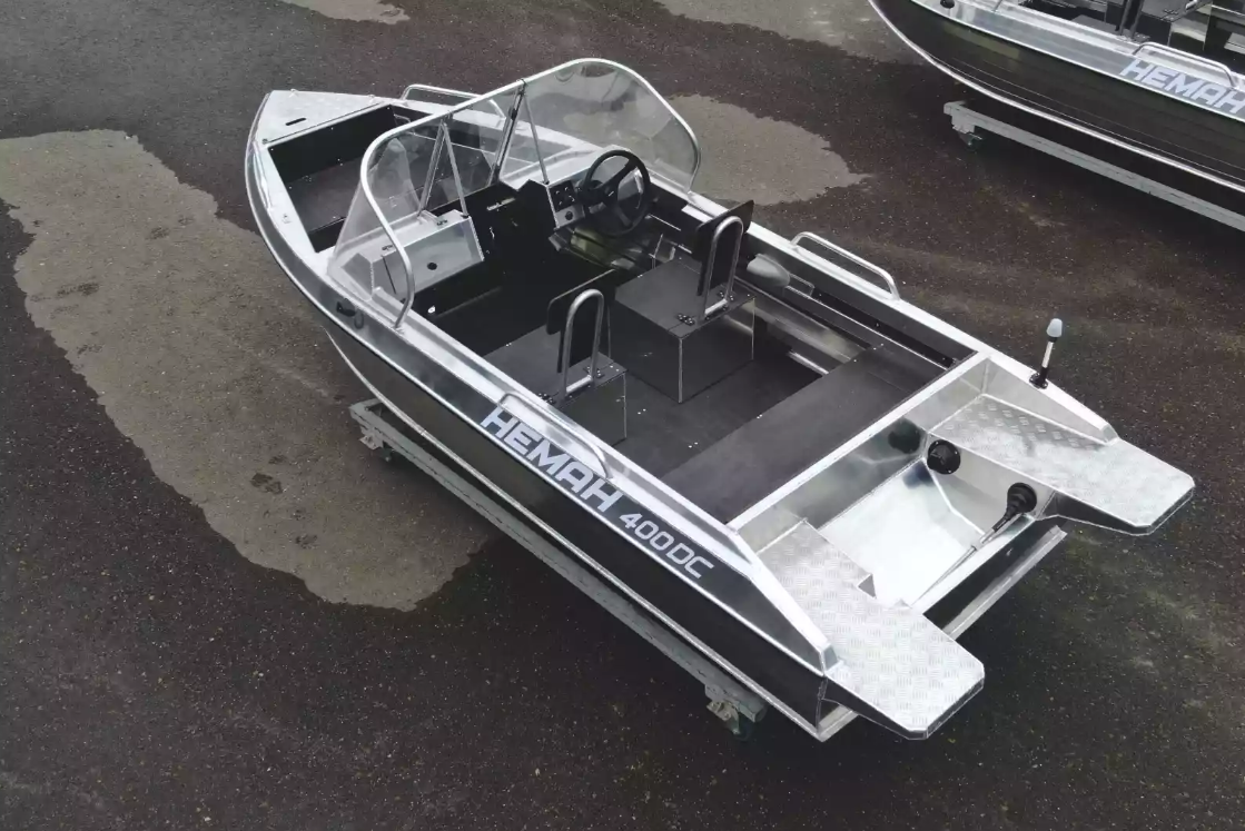 Алюминиевая лодка  Neman-400 DC в Артёме