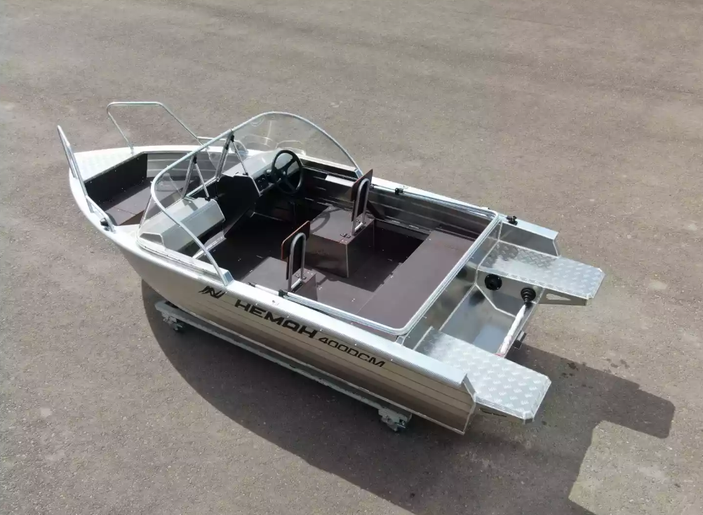 Алюминиевая лодка  Неман-400 DCM NEW в Артёме