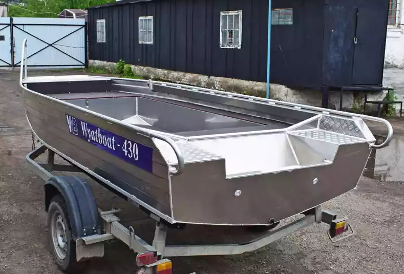 Алюминиевая лодка  Wyatboat-430 Master в Артёме