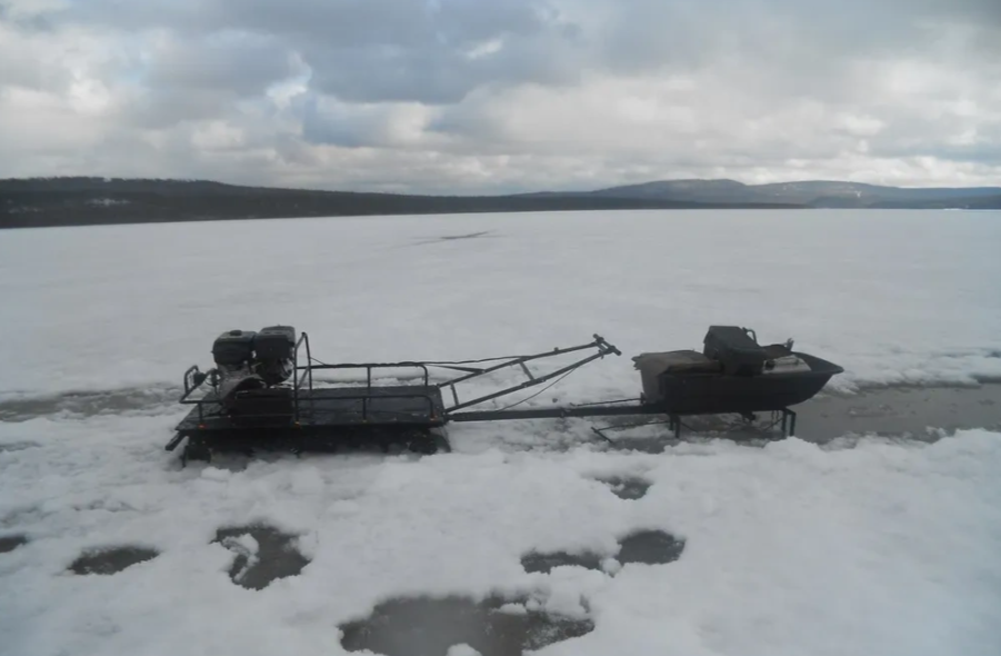 Мотобуксировщик AhtaR L13 в Артёме