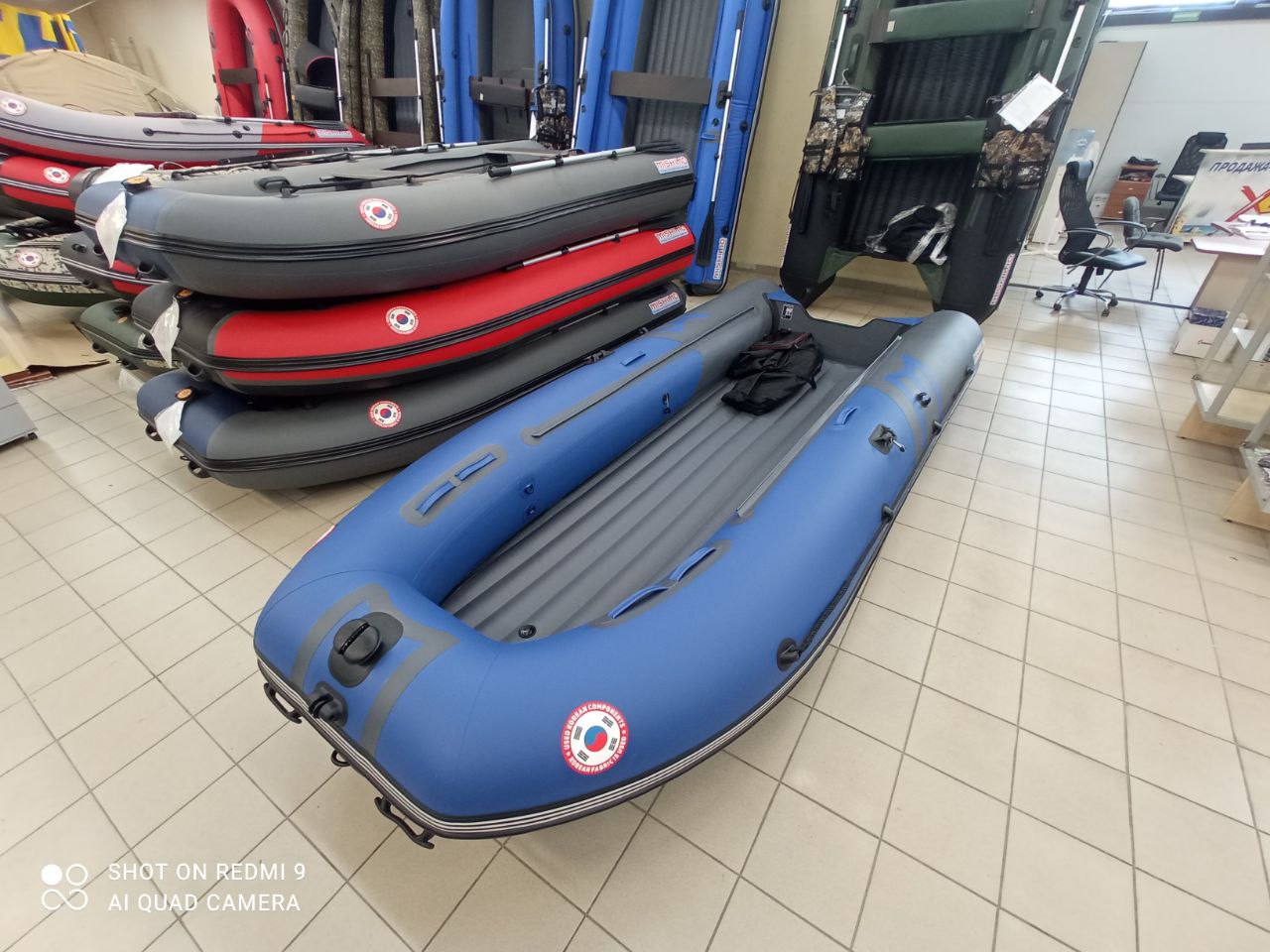 Лодка MISHIMO RIVER JET 410 под водомет в Артёме