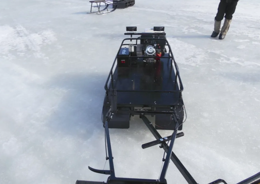 Мотобуксировщик AhtaR L13 в Артёме