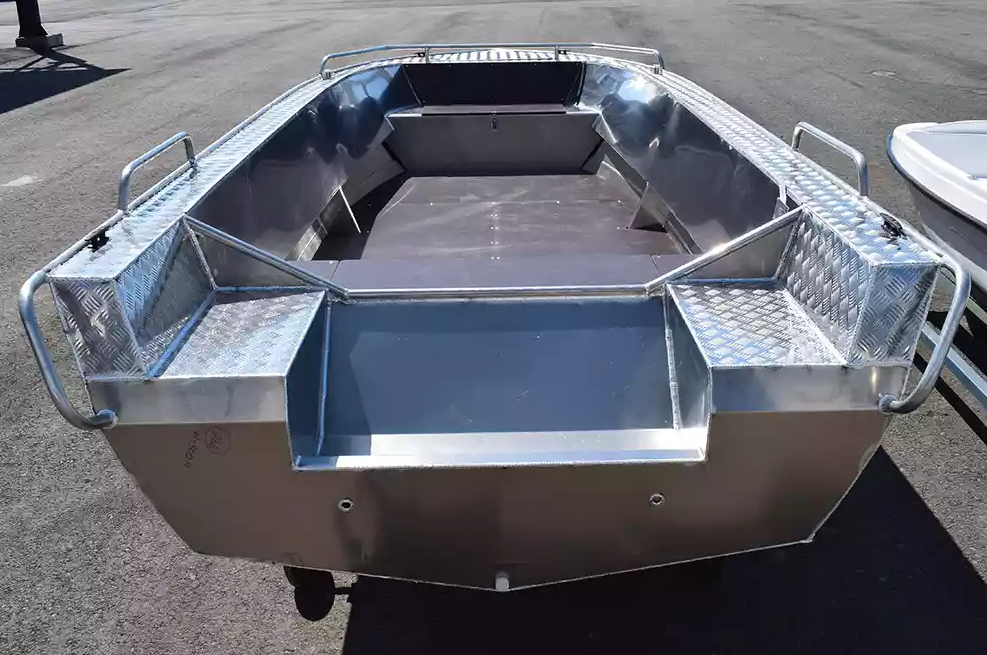 Алюминиевая лодка Неман-500 P в Артёме