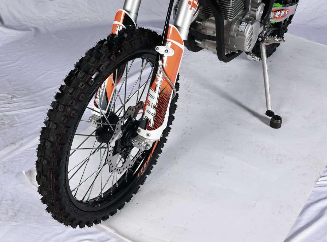 Мотоцикл JHLMOTO JHL LX1 CB250 (172FMM-3A) в Артёме