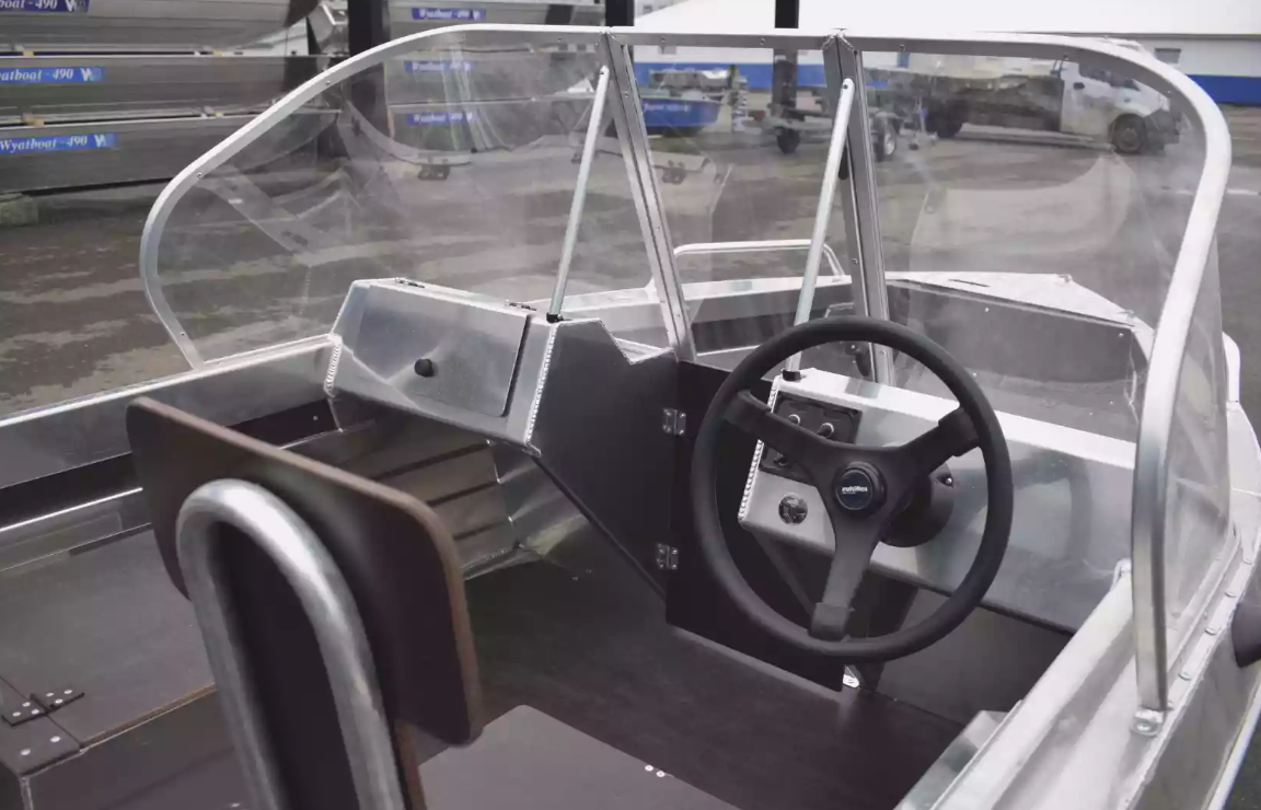 Алюминиевая лодка  Neman-400 DC в Артёме