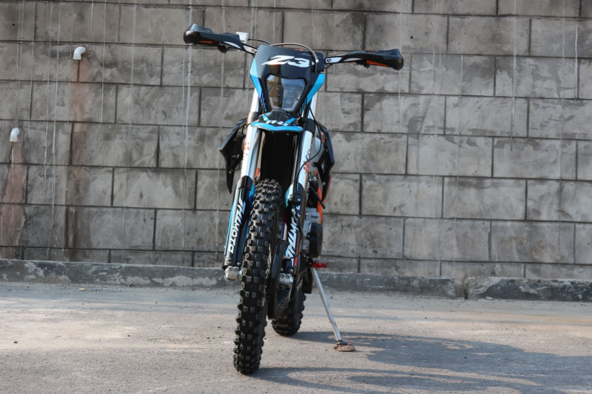 Мотоцикл JHLMOTO JHL Z3 CB250 (172FMM-3A) в Артёме