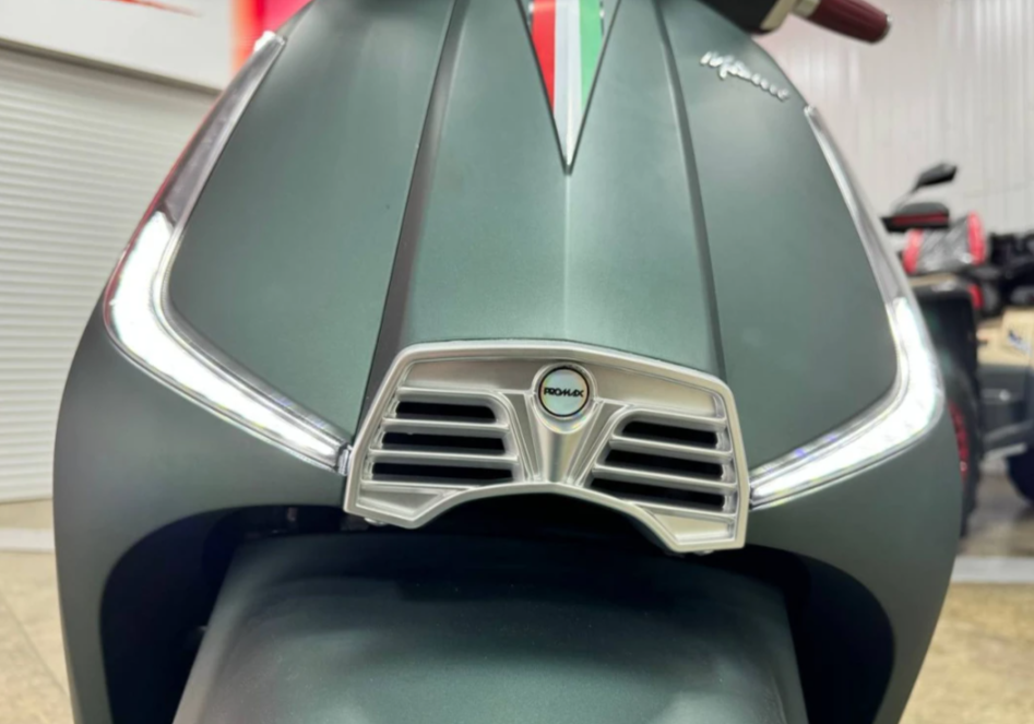 Скутер PROMAX Miami 240 (49) в Артёме