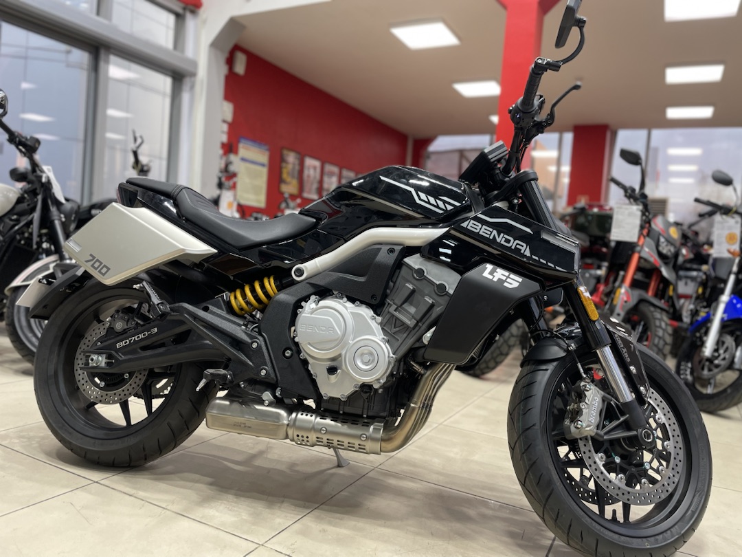 Мотоцикл Benda LFS 700 в Артёме