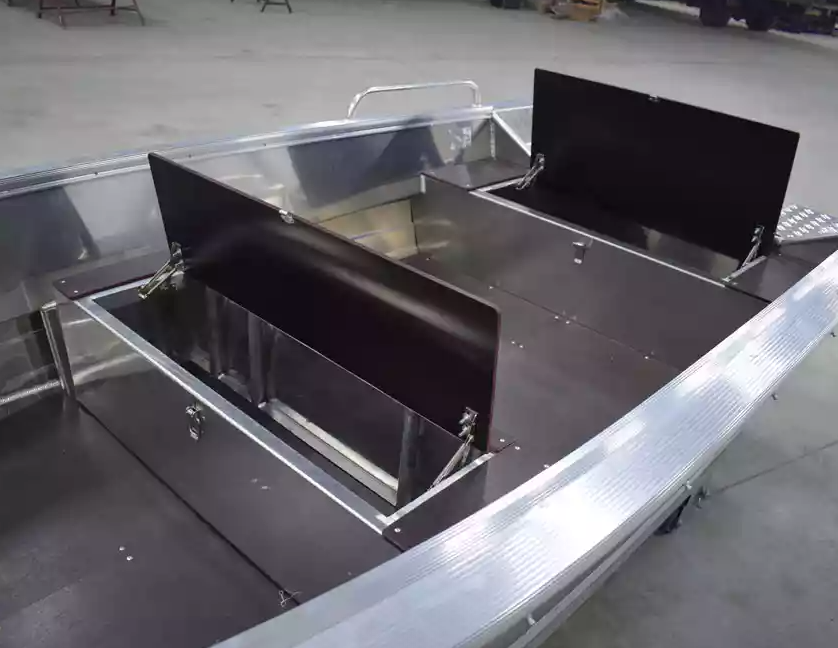 Алюминиевая лодка  Wyatboat-430 Р в Артёме