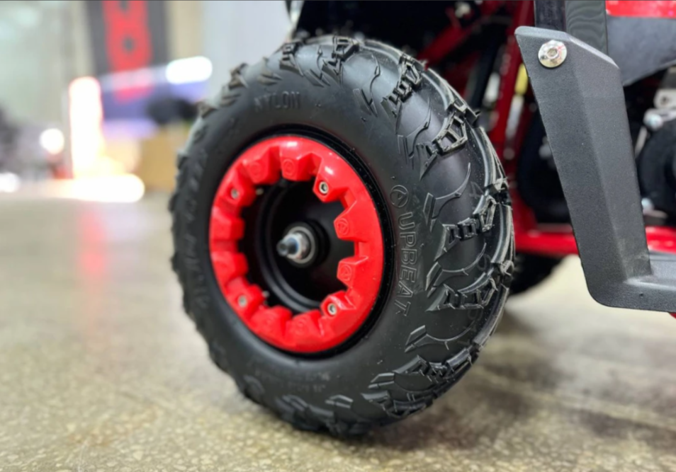 Квадроцикл GBM ROBLOX в Артёме