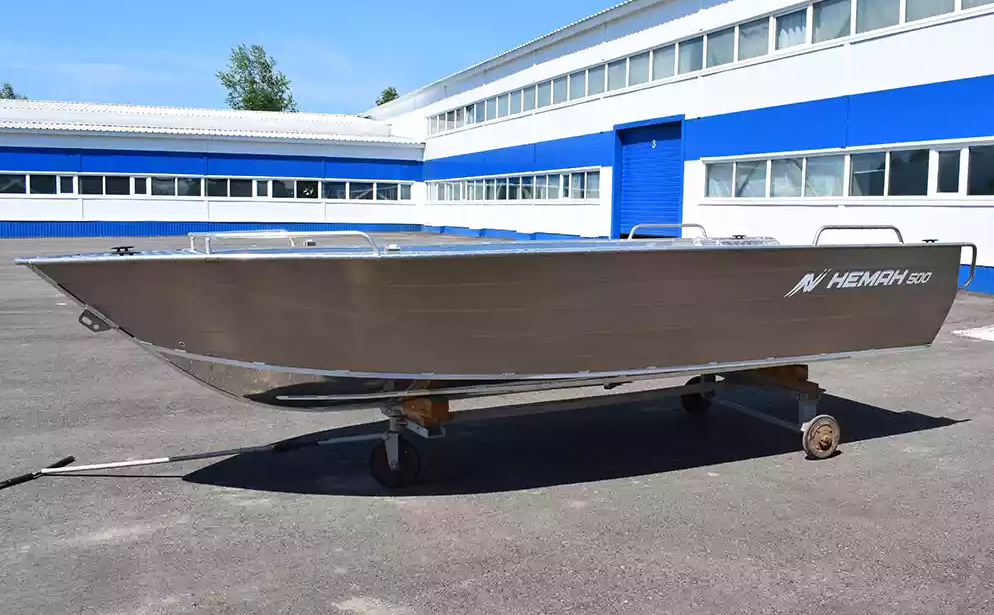 Алюминиевая лодка Неман-500 P в Артёме