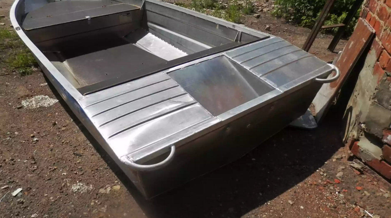 Алюминиевая лодка Вятка-Профи Вариант в Артёме