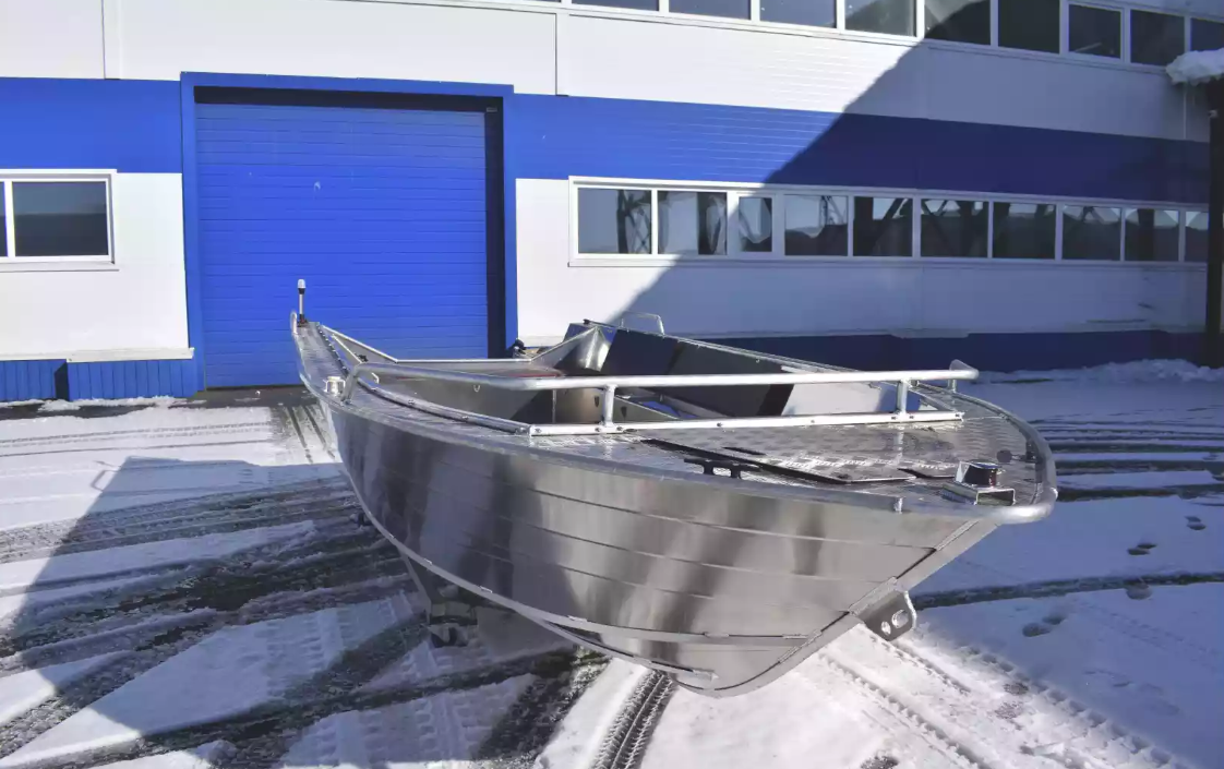 Алюминиевая лодка Неман-500 P в Артёме