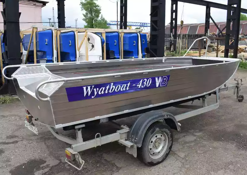 Алюминиевая лодка  Wyatboat-430 Master в Артёме